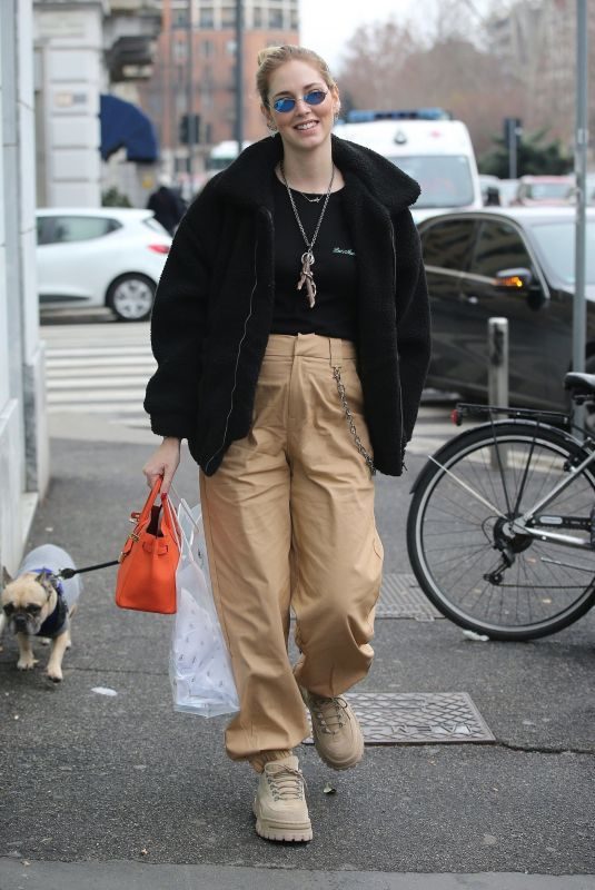 CHIARA at a Haidressers in Milan 01/28/2018