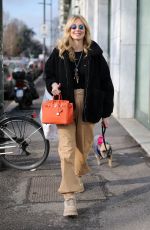 CHIARA at a Haidressers in Milan 01/28/2018
