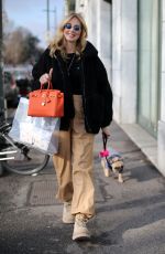 CHIARA at a Haidressers in Milan 01/28/2018