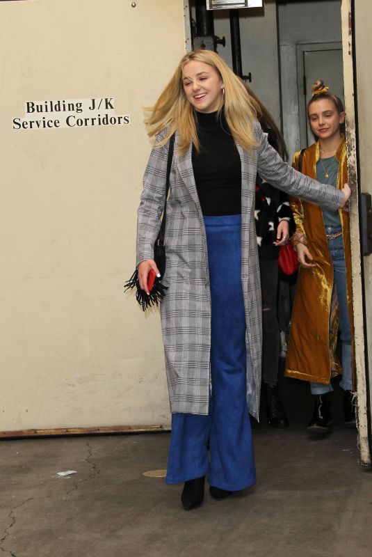 CHLOE LUKASIAK Leaves Her Book Signing at Barnes and Noble in Los Angeles 01/27/2018