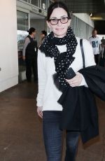 COURTNEY COX at Los Angeles International Airport 01/21/2018