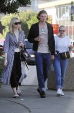 DAKOTA and ELLE FANNING Out for Lunch in Studio City 01/01/2018