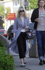 DAKOTA and ELLE FANNING Out for Lunch in Studio City 01/01/2018