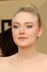DAKOTA FANNING at Screen Actors Guild Awards 2018 in Los Angeles 01/21/2018