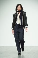 DASIY LOWE at Oliver Spencer Catwalk Show at LFWM AW18 in London 01/06/2018