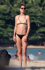 DOUTZEN KROES and Pregnant CANDICE SWANEPOEL in Bikinis at Espelho Beach in Bbahia 01/06/2018