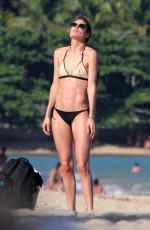 DOUTZEN KROES and Pregnant CANDICE SWANEPOEL in Bikinis at Espelho Beach in Bbahia 01/06/2018