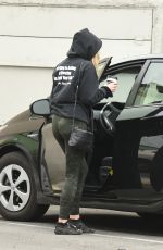 ELIZABETH OLSEN Out for Coffee with a Friend in Los Angeles 01/19/2018