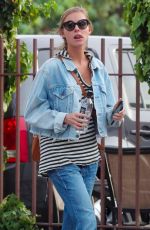 ELIZABETH TURNER Out and About in Santa Monica 01/16/2018