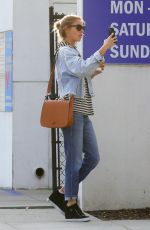 ELIZABETH TURNER Out and About in Santa Monica 01/16/2018