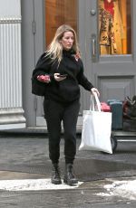 ELLIE GOULDING Out Shopping in New York 01/10/2018