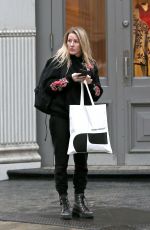 ELLIE GOULDING Out Shopping in New York 01/10/2018