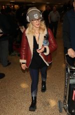 EMILY BETT RICKARDS at Salt Lake City International Airport in Park City 01/18/2018