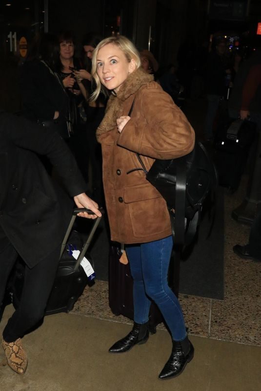 EMILY KINNEY at Salt Lake City International Airport in Park City 01/18/2018