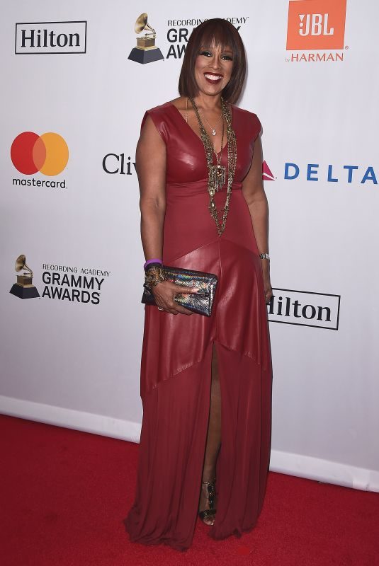 GAYLE KING at Clive Davis and Recording Academy Pre-Grammy Gala in New York 01/27/2018