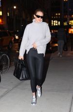 GIGI HADID Arrives at Her Home in New York 01/15/2018