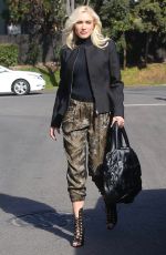 GWEN STEFANI Arrives at a Church in Los Angeles 01/14/2018