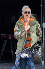 GWEN STEFANI Arrives at Doctors Appointment in Beverly Hill 01/24/2018