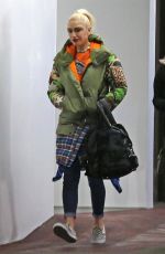 GWEN STEFANI Arrives at Doctors Appointment in Beverly Hill 01/24/2018