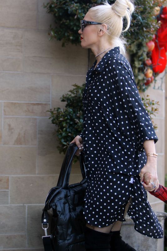 GWEN STEFANI Arrives to Church in Los Angeles 01/07/2018