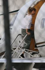GWYNETH PALTROW Boarding in a Private Jet in Van Nuys 01/02/2018