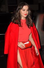 HAILEE STEINFELD Arrives at Carbone in New York 01/27/2018
