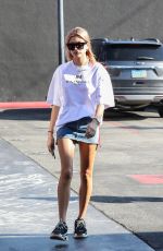 HAILEY BALDWIN at Zinque Cafe in West Hollywood 01/11/2018
