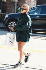 HAILEY BALDWIN at Zinque Cafe in West Hollywood 01/11/2018