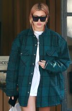 HAILEY BALDWIN at Zinque Cafe in West Hollywood 01/11/2018