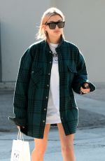 HAILEY BALDWIN at Zinque Cafe in West Hollywood 01/11/2018
