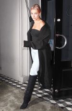 HAILEY BALDWIN Leaves Craig