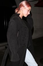 HAILEY BALDWIN Leaves Craig