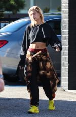 HAILEY BALDWIN Out and About in Beverly Hills 01/141/2018