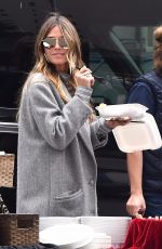 HEIDI KLUM Out for Lunch in Los Angeles 01/19/2018
