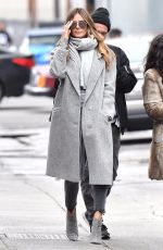 HEIDI KLUM Out for Lunch in Los Angeles 01/19/2018