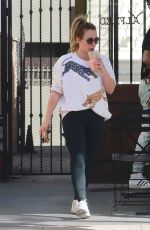 HILARY DUFF Shopping at Big 5 Sporting Goods in Los Angeles 01/15/2018