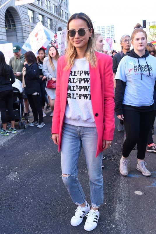 JAMIE CHUNG at 2018 Women’s March in Los Angeles 01/20/2018