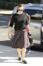 JENNIFER GARNER Arrives at Community United Methodist Church in Pacific Palisades 01/28/2018