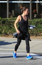 JENNIFER GARNER Heading to a Gym in Brentwood 01/13/2018