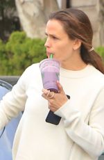 JENNIFER GARNER Out and About in Brentwood 01/06/2018