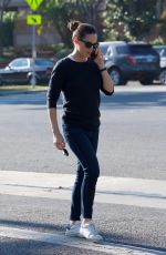 JENNIFER GARNER Out and About in Brentwood 01/11/2018
