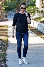 JENNIFER GARNER Out and About in Brentwood 01/11/2018