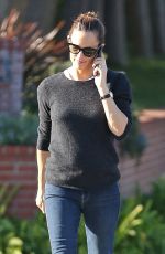 JENNIFER GARNER Out and About in Brentwood 01/11/2018