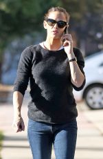 JENNIFER GARNER Out and About in Brentwood 01/11/2018