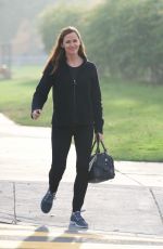 JENNIFER GARNER Out and About in Los Angeles 01/07/2018