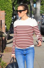 JENNIFER GARNER Out and About in Los Angeles 01/23/2018