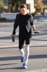 JENNIFER GARNER Out for Coffee After Morning Workout in Brentwood 01/13/2018