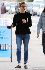 JENNIFER GARNER Out for Coffee in Los Angeles 01/19/2018