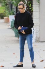 JENNIFER GARNER Out for Coffee in Los Angeles 01/19/2018