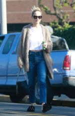 JENNIFER LAWRENCE Out Shopping in Beverly Hills 01/04/2018